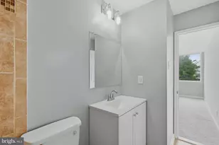 1224 Magnolia Ln, Herndon, VA 20170 - Photo 27