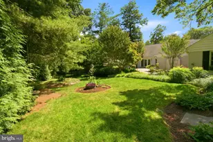 1322 Timberly Ln, McLean, VA 22102 - Photo 9