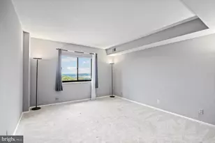 5901 Mt Eagle Dr, Alexandria, VA 22303 - Photo 21