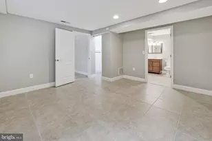 6811 Lemon Rd, McLean, VA 22101 - Photo 37