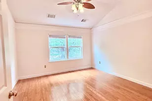5944 Raina Dr, Centreville, VA 20120 - Photo 11
