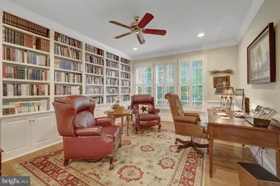 513 John Marshall Drive NE, Vienna, VA 22180 - Photo 3