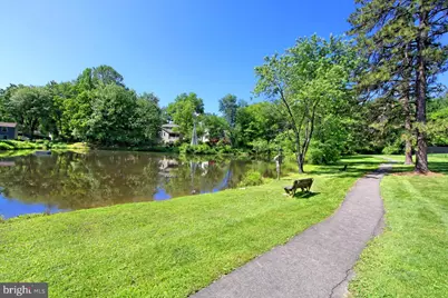 9825 Wolcott Drive, Burke, VA 22015 - Photo 5