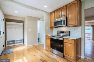 5844 Banning Pl, Burke, VA 22015 - Photo 15
