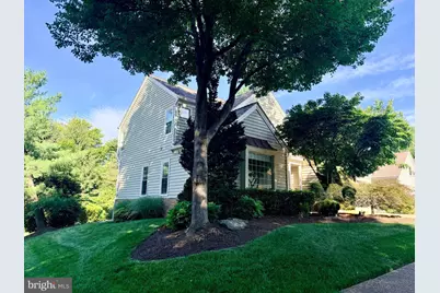 9733 Hidden Valley Road, Vienna, VA 22181 - Photo 1
