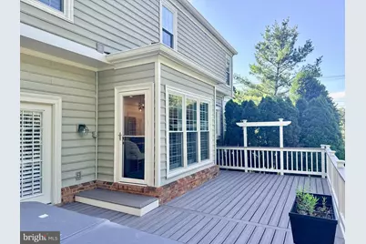 9733 Hidden Valley Road, Vienna, VA 22181 - Photo 5