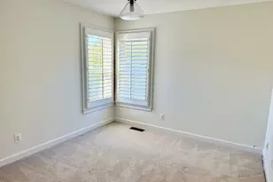 9733 Hidden Valley Rd, Vienna, VA 22181 - Photo 25