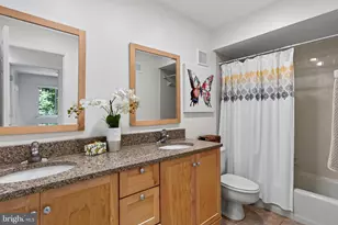 3219 Foxvale Dr, Oakton, VA 22124 - Photo 39