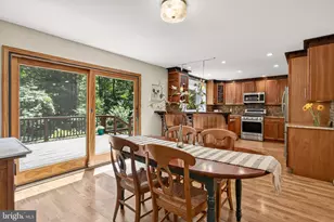 3219 Foxvale Dr, Oakton, VA 22124 - Photo 15