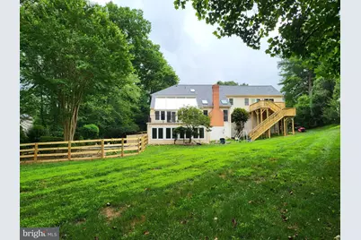 8424 Holly Leaf Drive, McLean, VA 22102 - Photo 27