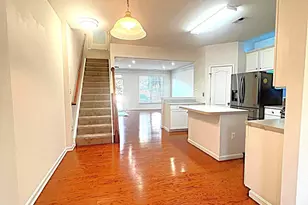 13129 Park Crescent Cir, Herndon, VA 20171 - Photo 9