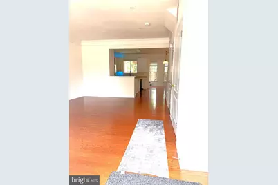 13129 Park Crescent Circle, Herndon, VA 20171 - Photo 3