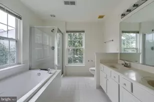 13129 Park Crescent Cir, Herndon, VA 20171 - Photo 31