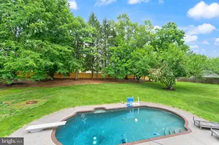 10854 Meadowland Dr, Oakton, VA 22124 - Photo 57