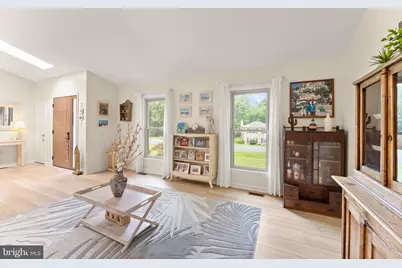 10854 Meadowland Drive, Oakton, VA 22124 - Photo 13