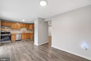 9018 Jersey Dr, Fairfax, VA 22031 - Photo 7