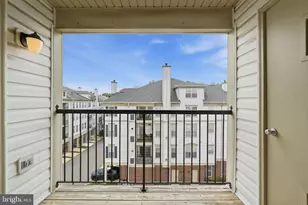 11508 Sperrin Cir, Fairfax, VA 22030 - Photo 19