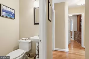 1622 Forest Ln, McLean, VA 22101 - Photo 15
