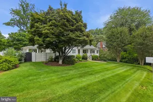 1622 Forest Ln, McLean, VA 22101 - Photo 3