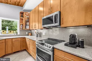8801 Camden St, Alexandria, VA 22308 - Photo 19