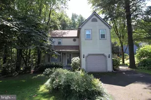 1649 Bennington Hollow Ln, Reston, VA 20194 - Photo 1