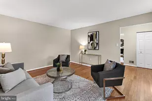 9001 Penn Manor Ct, Springfield, VA 22153 - Photo 7