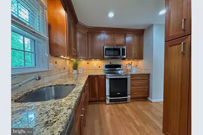9001 Penn Manor Court, Springfield, VA 22153 - Photo 11