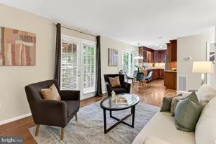 9001 Penn Manor Ct, Springfield, VA 22153 - Photo 17