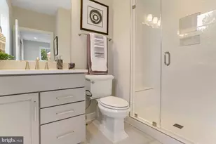 619 Truman Cir SW, Vienna, VA 22180 - Photo 21