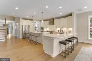 619 Truman Cir SW, Vienna, VA 22180 - Photo 33