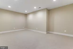 619 Truman Cir SW, Vienna, VA 22180 - Photo 99