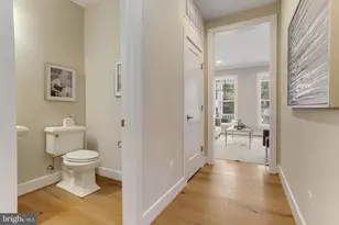 619 Truman Cir SW, Vienna, VA 22180 - Photo 15