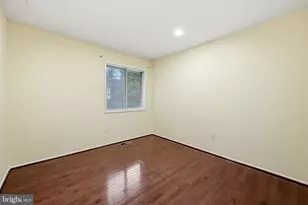 8811 Burbank Rd, Annandale, VA 22003 - Photo 29