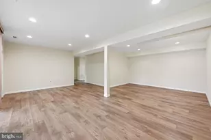 8811 Burbank Rd, Annandale, VA 22003 - Photo 35