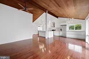 8811 Burbank Rd, Annandale, VA 22003 - Photo 21