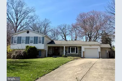 9927 Barnsbury Court, Fairfax, VA 22031 - Photo 1