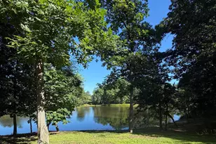 13486 Lake Shore Dr, Herndon, VA 20171 - Photo 3