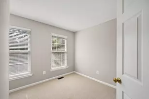 1319 Vintage Pl, Reston, VA 20194 - Photo 13