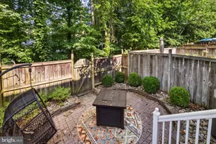 1319 Vintage Pl, Reston, VA 20194 - Photo 5