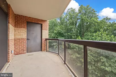 8370 Greensboro Drive #402, McLean, VA 22102 - Photo 21