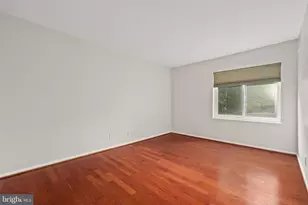 8370 Greensboro Dr, McLean, VA 22102 - Photo 15