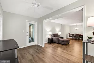 2251 Hunters Run Dr, Reston, VA 20191 - Photo 15