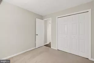 2251 Hunters Run Dr, Reston, VA 20191 - Photo 35