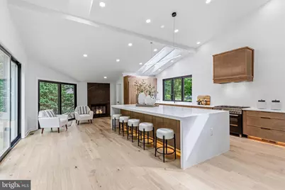 11582 Greenwich Point Road, Reston, VA 20194 - Photo 15