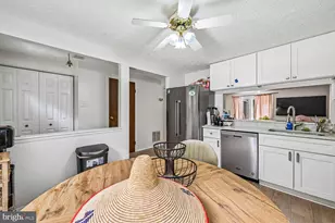 8179 Willowdale Ct, Springfield, VA 22153 - Photo 5
