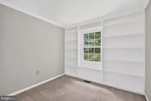 2836 Kelly Square, Vienna, VA 22181 - Photo 21