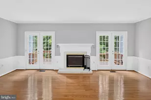 2836 Kelly Square, Vienna, VA 22181 - Photo 17