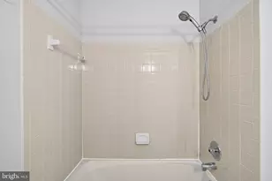 2836 Kelly Square, Vienna, VA 22181 - Photo 35