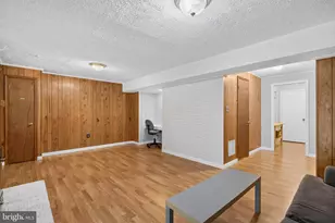 2836 Kelly Square, Vienna, VA 22181 - Photo 43