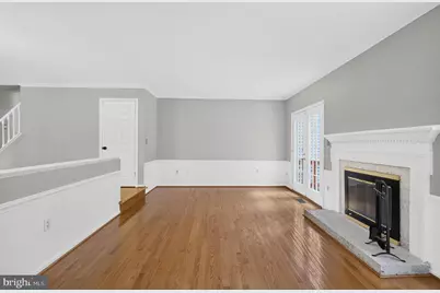 2836 Kelly Square, Vienna, VA 22181 - Photo 15